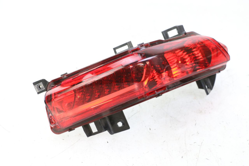 photo de FAROL TRASEIRO DIREITO PIAGGIO MP3 500 (2014 - 2017) - Detalhes característicos