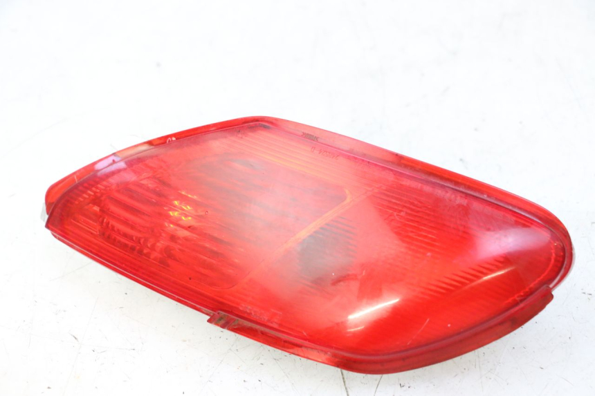 photo de FAROL TRASEIRO DIREITO PIAGGIO MP3 500 (2011 - 2015) - Outro ângulo de visão