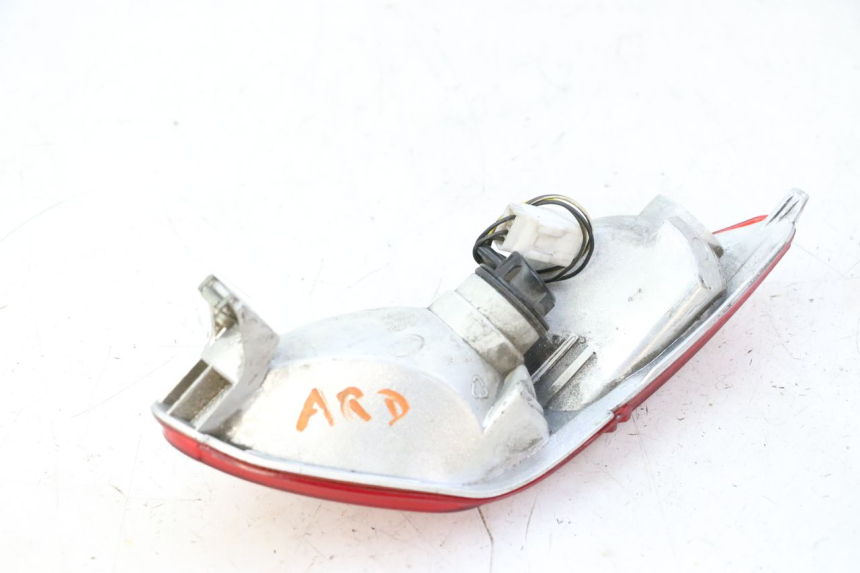 photo de FAROL TRASEIRO DIREITO PIAGGIO MP3 500 (2011 - 2015) - Vista geral