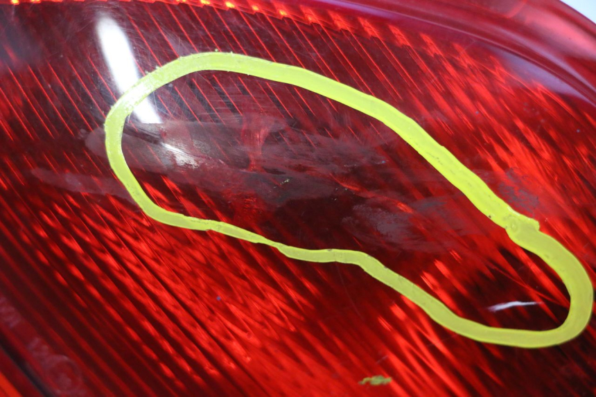 photo de FAROL TRASEIRO DIREITO PIAGGIO MP3 500 (2011 - 2015) - Detalhe da peça