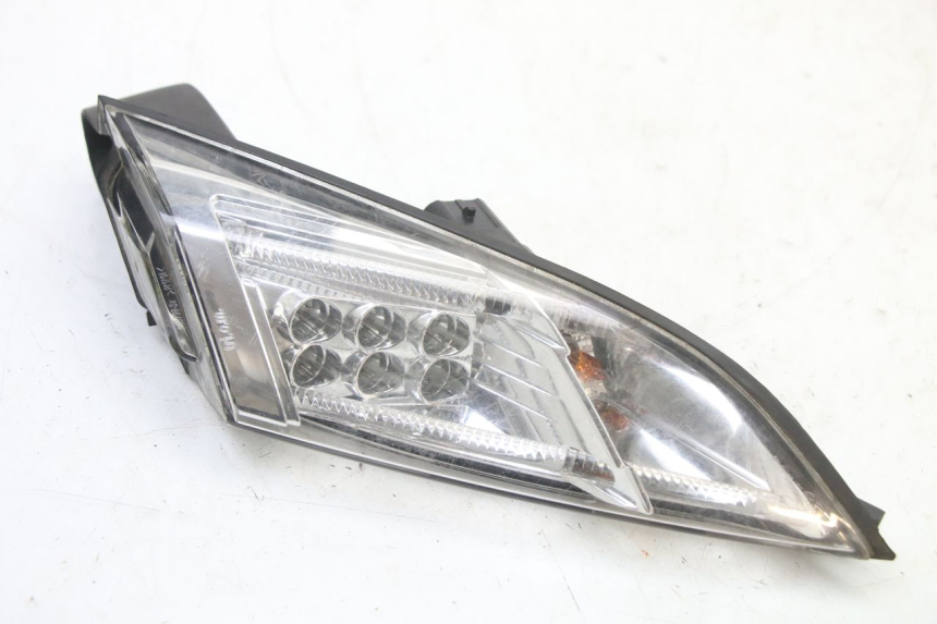 photo de FAROL TRASEIRO DIREITO PEUGEOT SATELIS 125 (2013 - 2018) - Vista principal