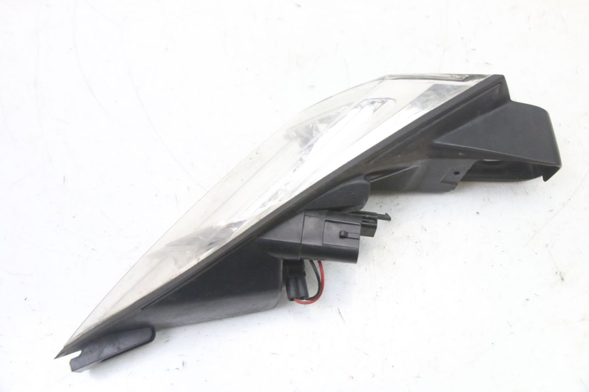 photo de FAROL TRASEIRO DIREITO PEUGEOT SATELIS 125 (2013 - 2018) - Ampliação técnica