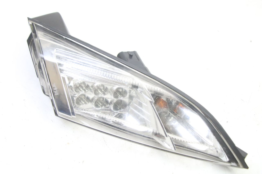 photo de FAROL TRASEIRO DIREITO PEUGEOT SATELIS 125 (2013 - 2018) - Vista principal