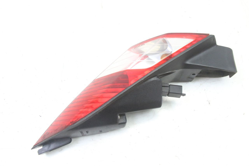 photo de FAROL TRASEIRO DIREITO PEUGEOT SATELIS COMPRESSOR K15 125 (2006 - 2009) - Outro ângulo de visão