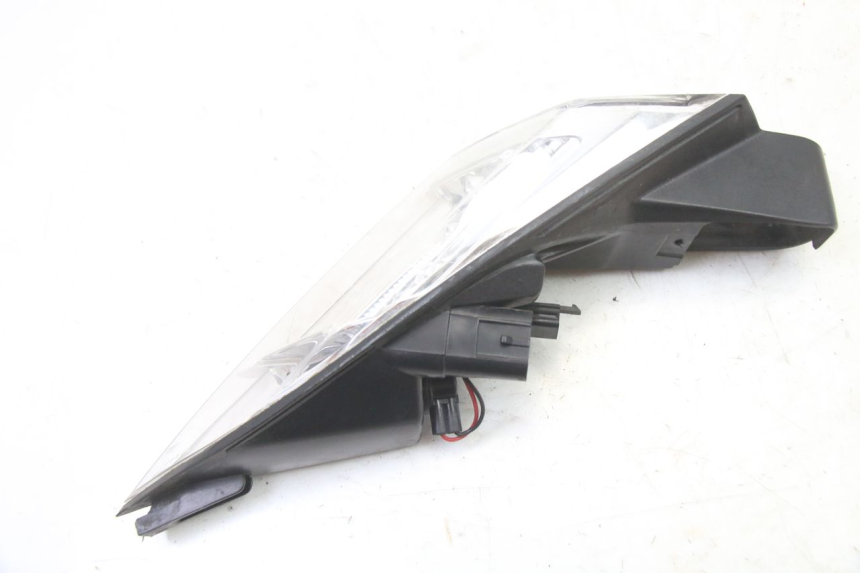 photo de FAROL TRASEIRO DIREITO PEUGEOT SATELIS 125 (2013 - 2018) - Ampliação técnica
