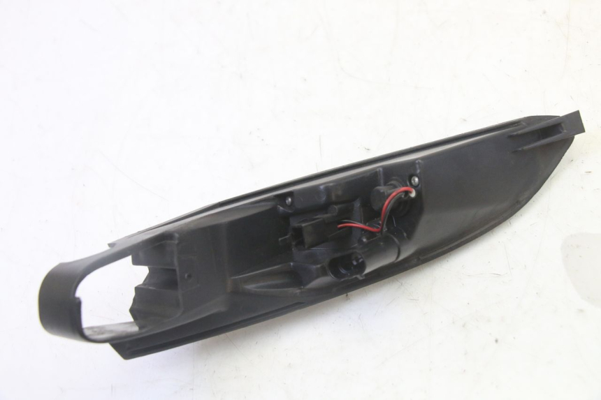 photo de FAROL TRASEIRO DIREITO PEUGEOT SATELIS 125 (2013 - 2018) - Vista geral