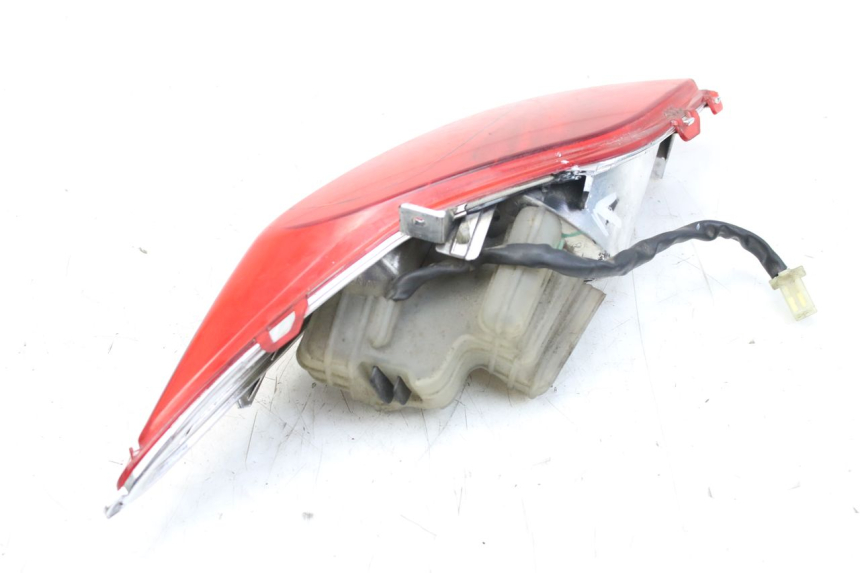 photo de Luz traseira direita MBK SKYCRUISER 125 (2010 - 2013) - Pontos de fixação