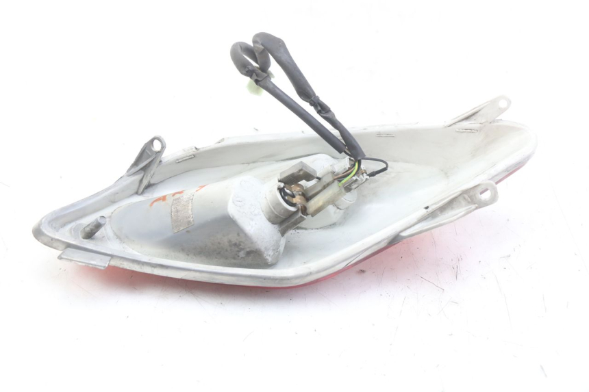 photo de FAROL TRASEIRO DIREITO MBK SKYCRUISER 125 (2006 - 2009) - Detalhe da peça
