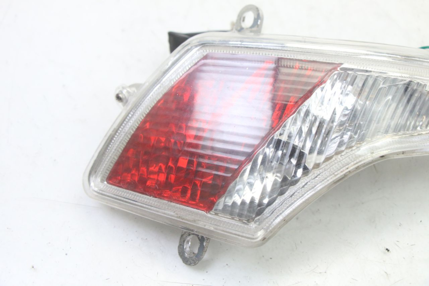 photo de FAROL TRASEIRO DIREITO PEUGEOT VIVACITY NEW 2T 50 (2008 - 2017) - Detalhe da peça