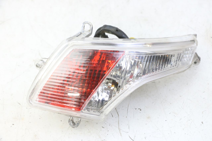 photo de FAROL TRASEIRO DIREITO PEUGEOT VIVACITY NEW 4T 50 (2008 - 2017) - Vista principal