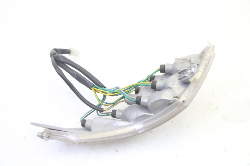 photo de FAROL TRASEIRO DIREITO PEUGEOT VIVACITY NEW 4T 50 (2008 - 2017) - Estado da superfície