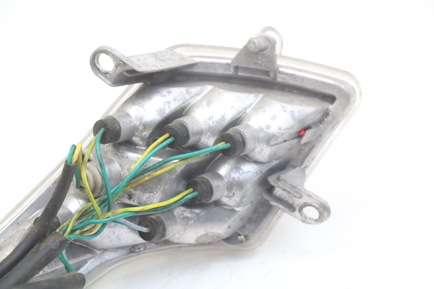 photo de FAROL TRASEIRO DIREITO PEUGEOT VIVACITY 125 (2010 - 2017) - Ampliação técnica