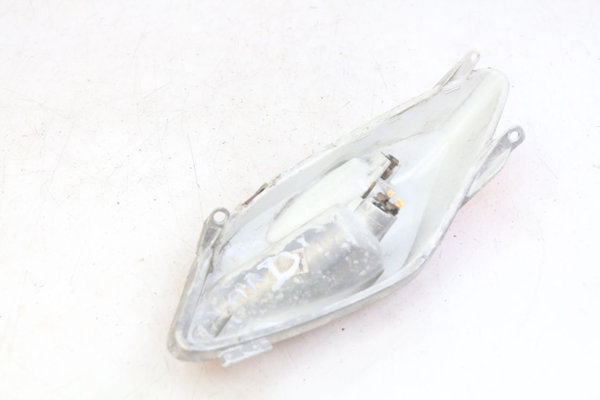 photo de FAROL TRASEIRO DIREITO YAMAHA XMAX X-MAX 125 (2006 - 2009) - Detalhe da peça