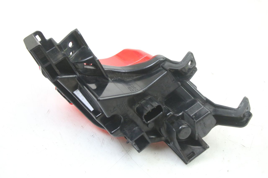 photo de FAROL TRASEIRO DIREITO YAMAHA YP T-MAX TMAX 530 (2017 - 2020) - Pontos de fixação