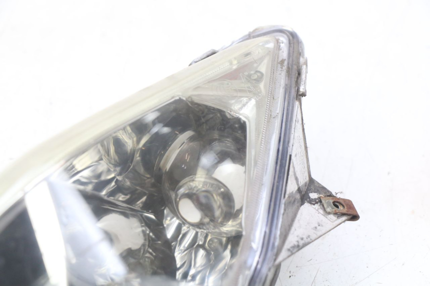 photo de FAROL TRASEIRO DIREITO YAMASAKI YM T 125 (2015 - 2020) - Marcações e referências