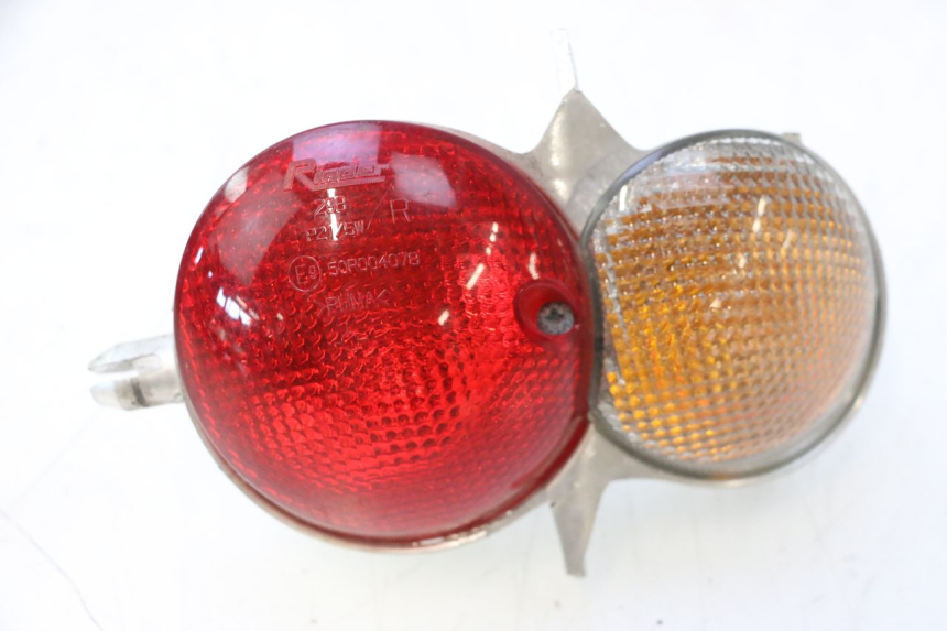 photo de FAROL TRASEIRO DIREITO YAMAHA YP MAJESTY 125 (2007 - 2010) - Vista principal