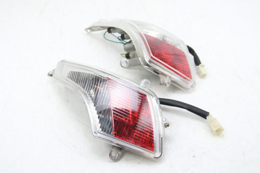 photo de Luz traseira PEUGEOT E-VIVACITY 1 (2012 - 2018) - Vista principal