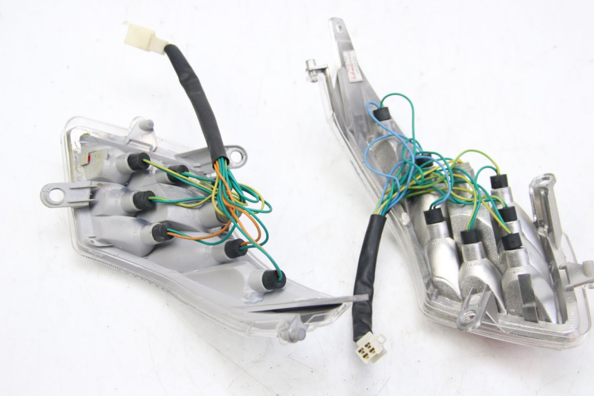 photo de Luz traseira PEUGEOT E-VIVACITY 1 (2012 - 2018) - Ampliação técnica