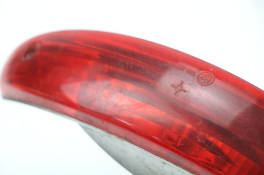 photo de Luz traseira PEUGEOT ELYSEO 50 (1998 - 2001) - Zoom do estado de desgaste