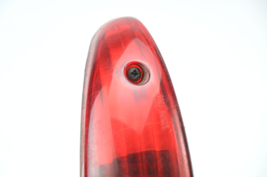 photo de Luz traseira PEUGEOT ELYSEO 50 (1998 - 2001) - Outro ângulo de visão