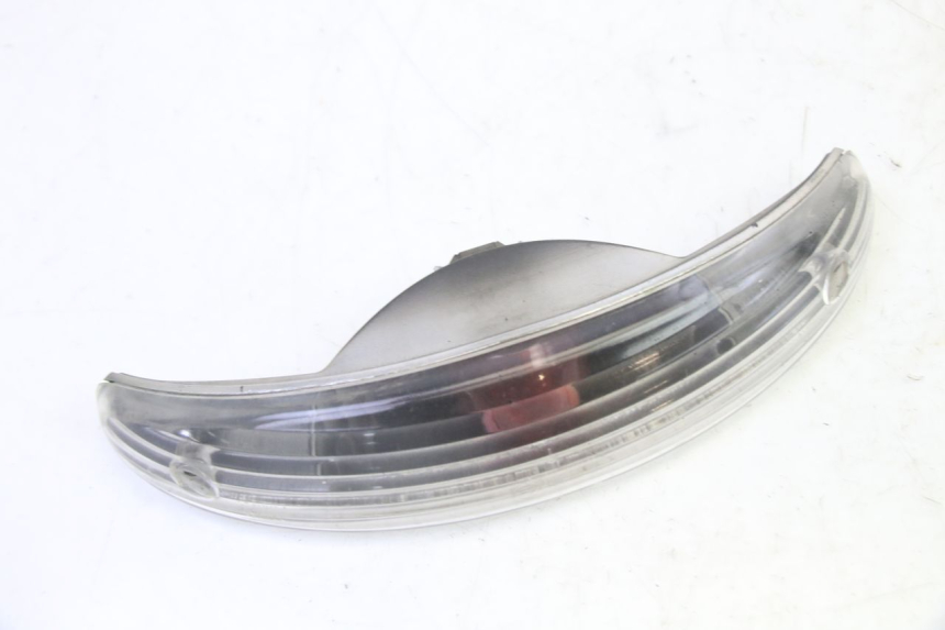 photo de Luz traseira PEUGEOT ELYSTAR 50 (2002 - 2014) - Zoom do estado de desgaste