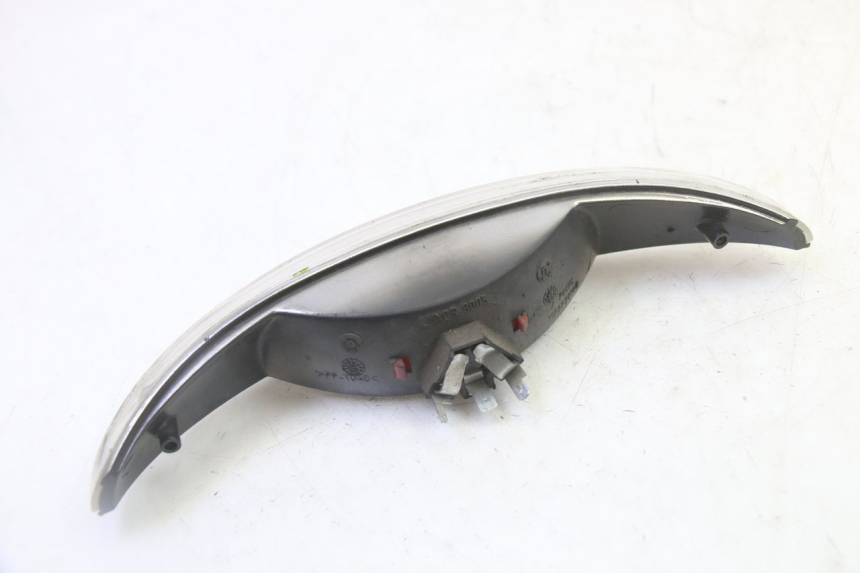 photo de Luz traseira PEUGEOT ELYSTAR 50 (2002 - 2014) - Ampliação técnica