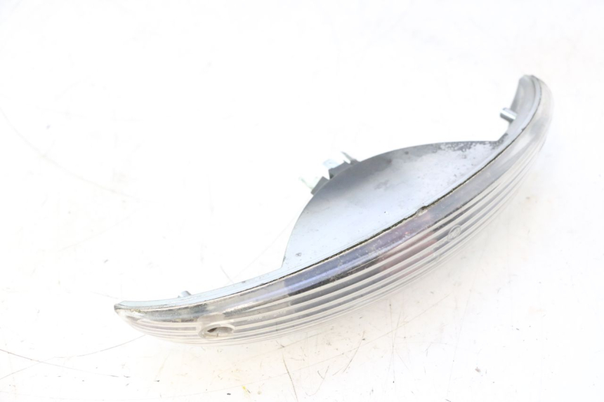 photo de Luz traseira PEUGEOT ELYSTAR 50 (2002 - 2014) - Detalhes característicos