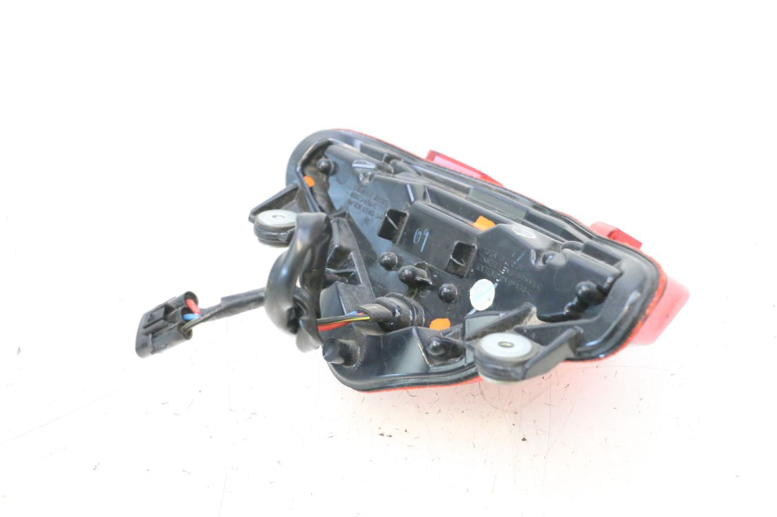 photo de LUZ TRASEIRA KAWASAKI ER-6 ER6 F ABS 650 (2012 - 2016) - Estado da superfície