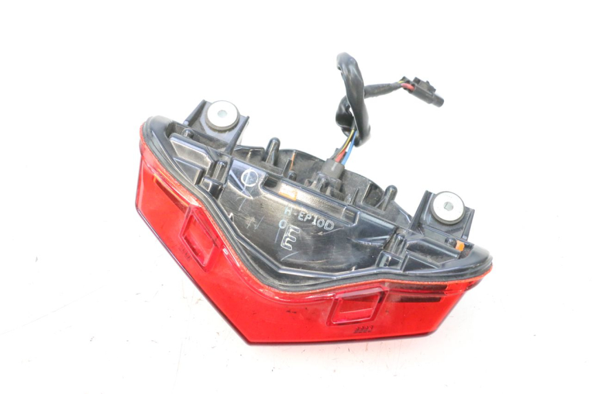 photo de LUZ TRASEIRA KAWASAKI ER-6 ER6 F ABS 650 (2012 - 2016) - Marcações e referências