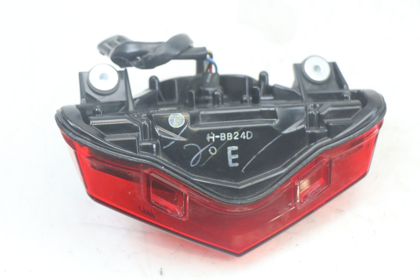 photo de Luz traseira KAWASAKI ER-6 ER6 N 650 (2012 - 2016) - Pontos de fixação