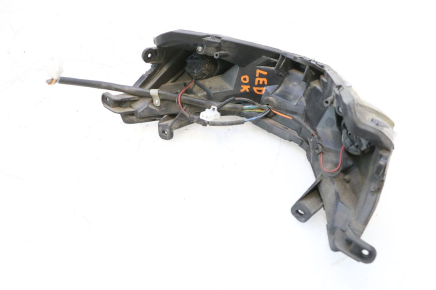 photo de Luz traseira JM MOTORS EVOLIS 4T 50 (2018 - 2022) - Pontos de fixação