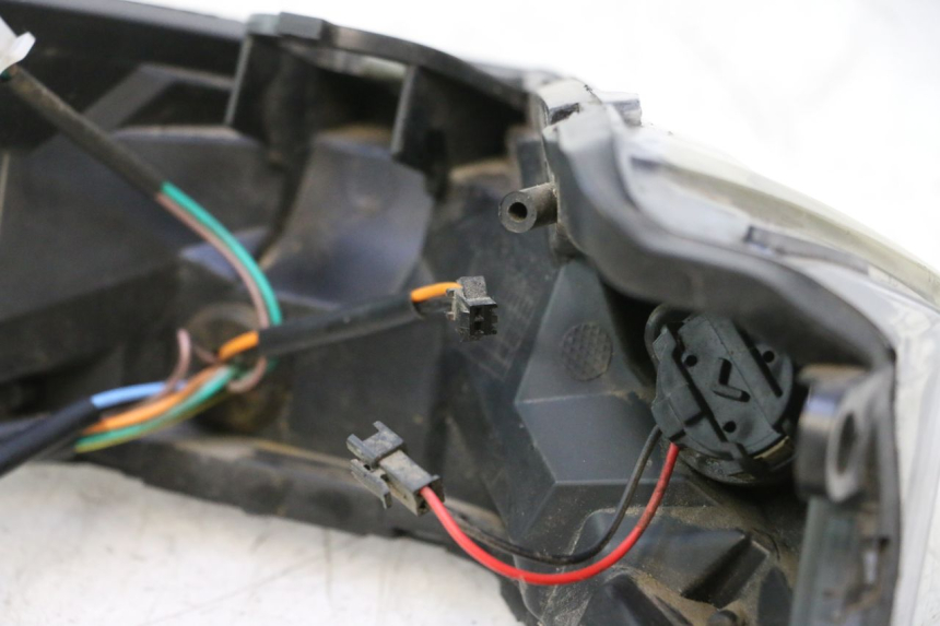 photo de Luz traseira JM MOTORS EVOLIS 4T 50 (2018 - 2022) - Marcações e referências
