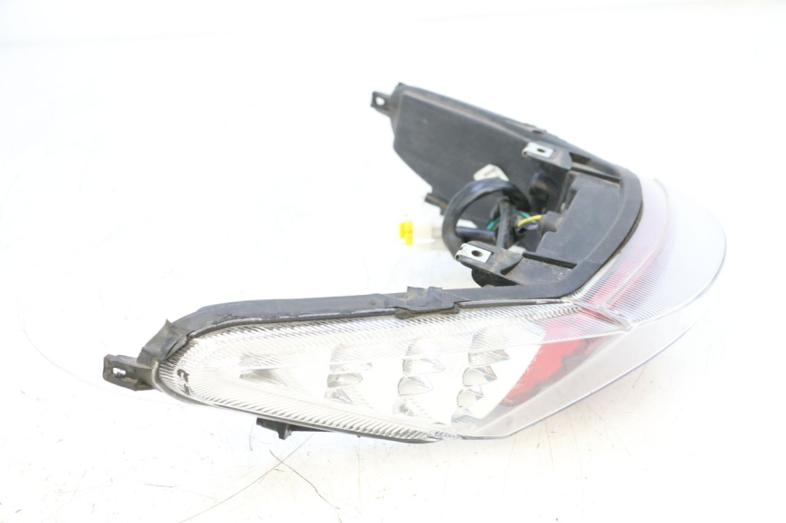 photo de FEU ARRIERE KEEWAY F-ACT FACT EVO 50 (2020 - 2026) - Detalhes característicos