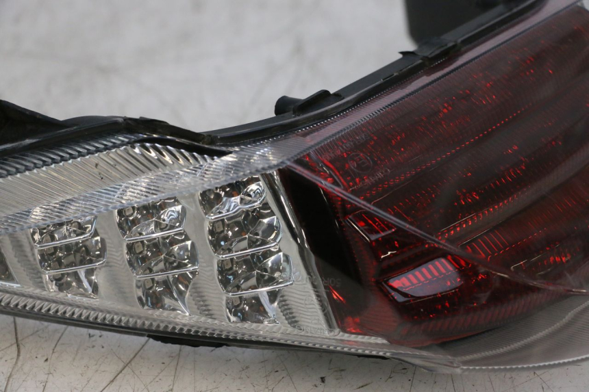 photo de FEU ARRIERE KEEWAY F-ACT FACT EVO 50 (2020 - 2026) - Vista geral