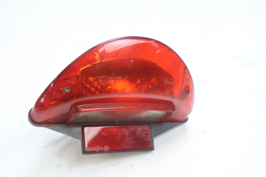 photo de LUZ TRASEIRA KEEWAY F-ACT NAKED 50 (2009 - 2014) - Vista principal