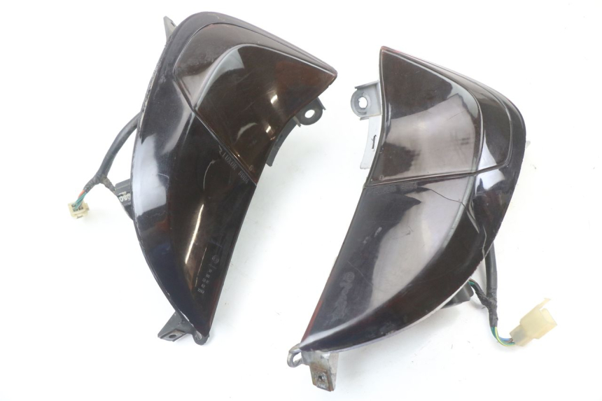 photo de Luz traseira HONDA FES PANTHEON 2T 125 (1998 - 2002) - Vista principal