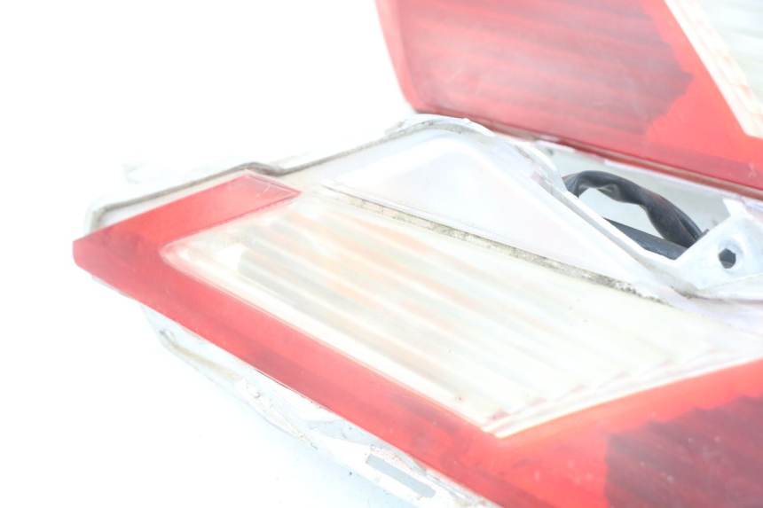 photo de Luz traseira HONDA FES PANTHEON 125 (2003 - 2007) - Pontos de fixação