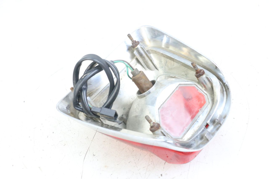photo de Luz traseira SYM FIDDLE 2 50 (2008 - 2013) - Pontos de fixação