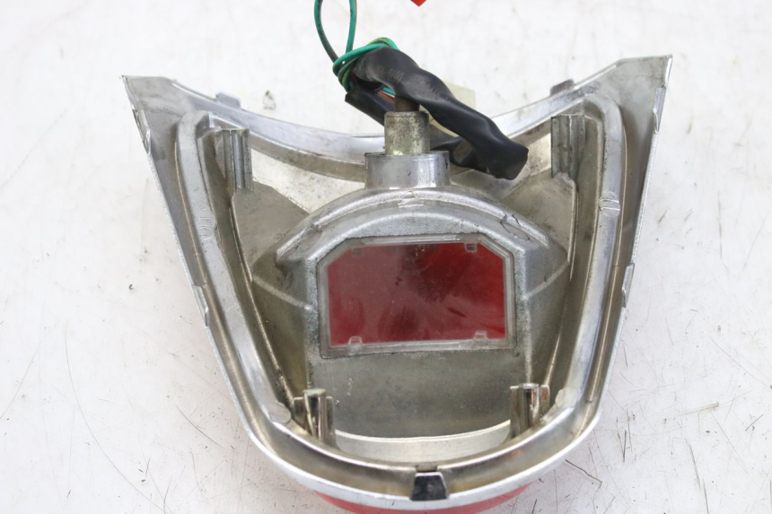 photo de Luz traseira SYM FIDDLE 3 III 125 (2014 - 2020) - Ampliação técnica