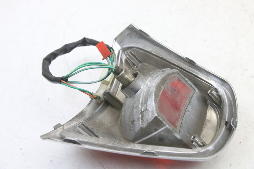 photo de Luz traseira SYM FIDDLE 3 III 125 (2014 - 2020) - Ampliação técnica