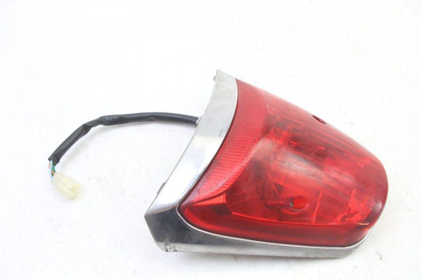 photo de Luz traseira SYM FIDDLE 3 III 125 (2014 - 2020) - Zoom do estado de desgaste
