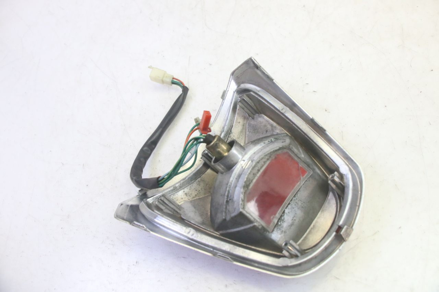photo de Luz traseira SYM FIDDLE 3 III 125 (2014 - 2020) - Ampliação técnica