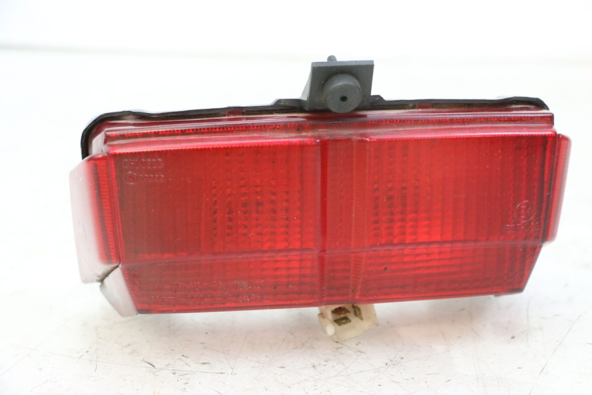 photo de Luz traseira YAMAHA FJ 36Y 1100 (1984 - 1985) - Zoom do estado de desgaste