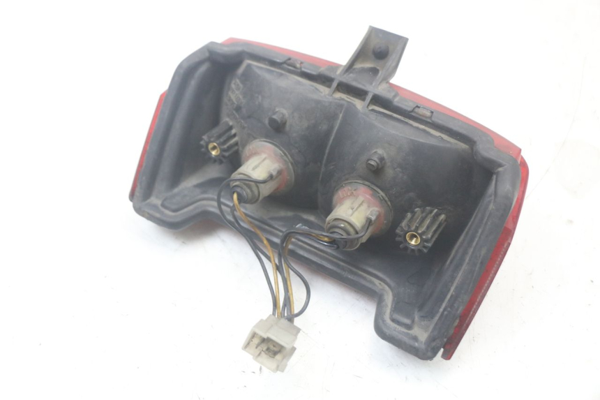 photo de Luz traseira YAMAHA FJ 3CX 1200 (1986 - 1996) - Detalhes característicos