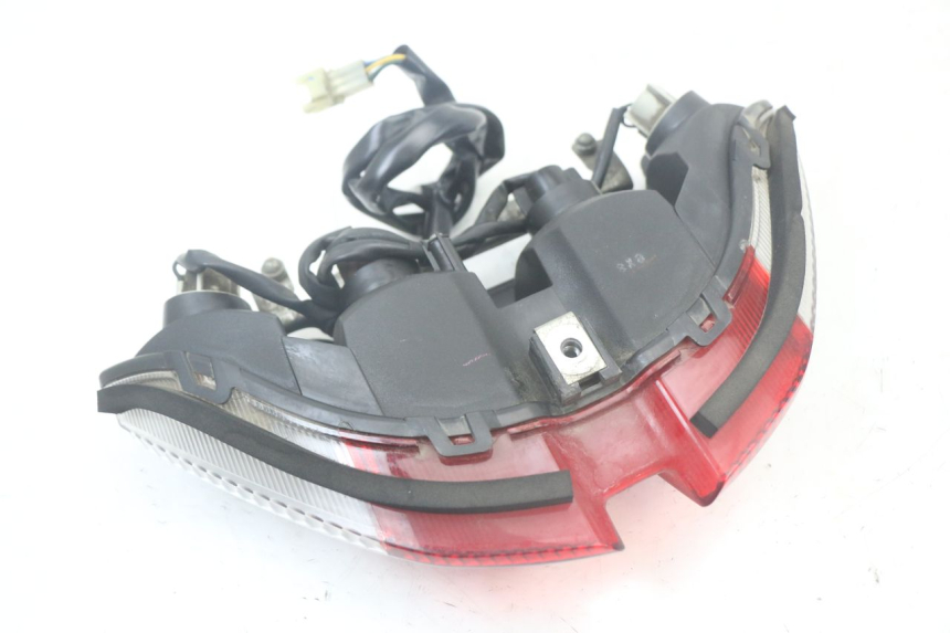 photo de Luz traseira YAMAHA FJR ABS 1300 (2006 - 2012) - Outro ângulo de visão
