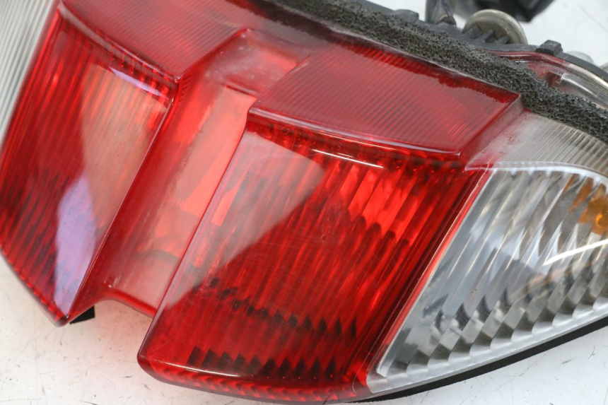 photo de Luz traseira YAMAHA FJR ABS 1300 (2006 - 2012) - Detalhe da peça