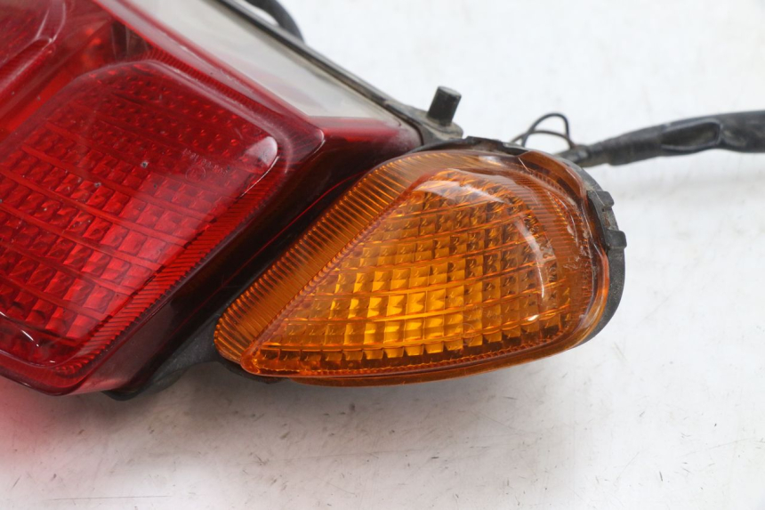photo de LUZ TRASEIRA YAMAHA FJR 1300 (2001 - 2005) - Ampliação técnica