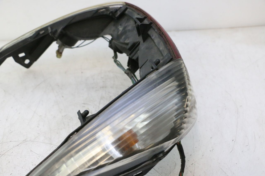 photo de Luz traseira HONDA FJS SILVER WING SILVERWING 400 (2005 - 2008) - Zoom do estado de desgaste