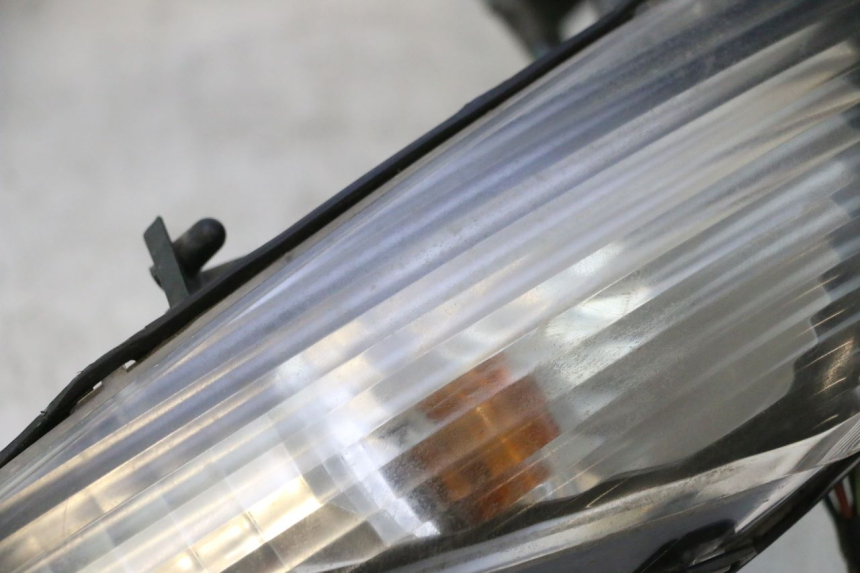 photo de Luz traseira HONDA FJS SILVER WING SILVERWING 400 (2005 - 2008) - Ampliação técnica