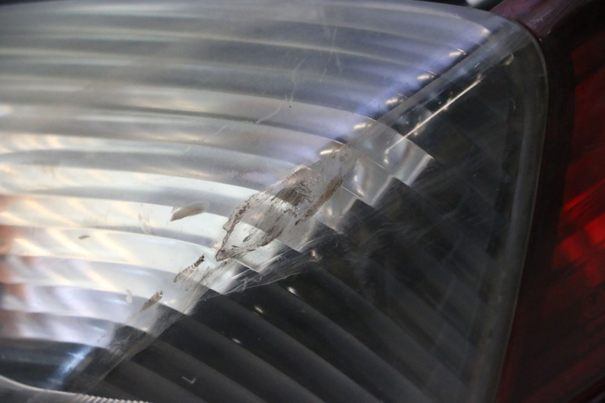 photo de Luz traseira HONDA FJS SILVER WING SILVERWING 400 (2005 - 2008) - Peça verificada